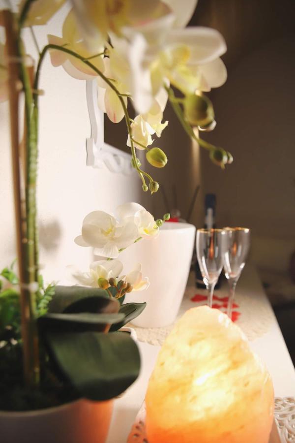 Suite San Rocco เชจลีเมสซาปิกา ภายนอก รูปภาพ